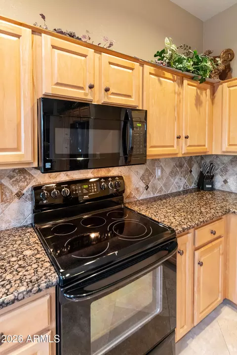 Kitchen - 4100 E Strawberry Dr, Gilbert, AZ 85298 photo 4 of 4