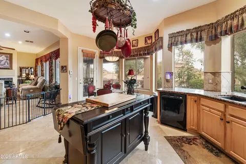 Kitchen - 4100 E Strawberry Dr, Gilbert, AZ 85298 photo 3 of 4