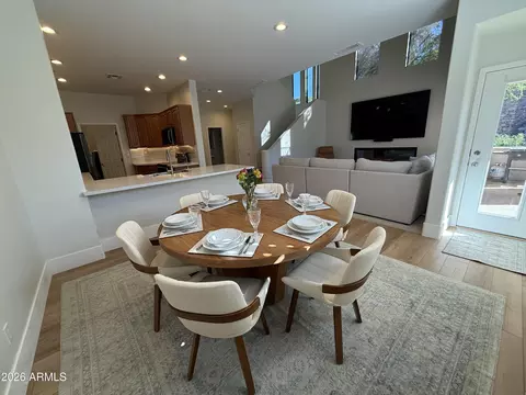 Dining - 7445 Eagle Crest Dr #1119, Mesa, AZ 85207 photo 1 of 2