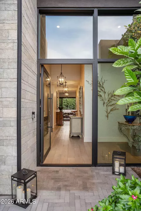 6863 E Joshua Tree Ln, Paradise Valley, AZ 85253