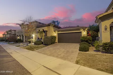 3422 E Pyrenees Pass, Phoenix, AZ 85018 photo 6