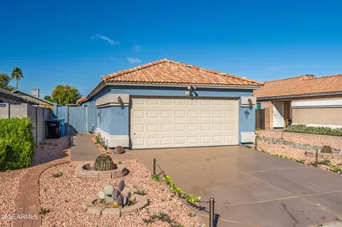 3042 W Rose Garden Ln, Phoenix, AZ 85027
