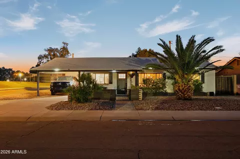 7753 Earll Dr, Scottsdale, AZ 85251