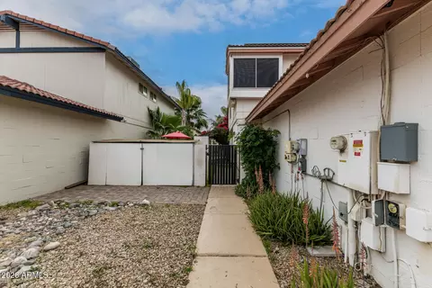 Exterior - 4925 W Evans Dr, Glendale, AZ 85306 photo 4 of 10