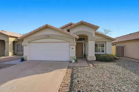 141 N Del Pueblo Pl, Chandler, AZ 85226