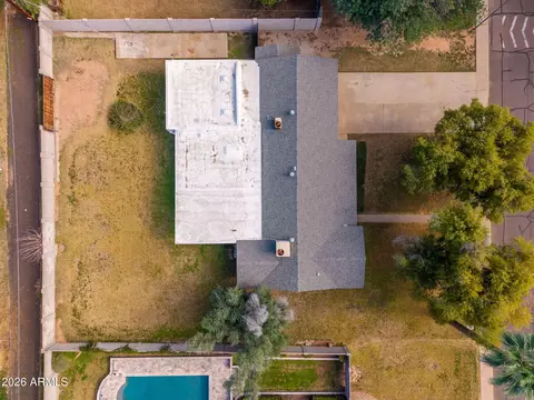View/Area - 2320 E Fairmount Ave, Phoenix, AZ 85016 photo 6 of 10