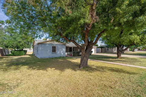 Exterior - 2320 E Fairmount Ave, Phoenix, AZ 85016 photo 2 of 9
