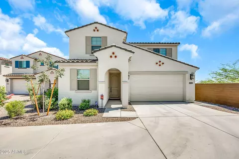 9009 W Orange Dr, Glendale, AZ 85305