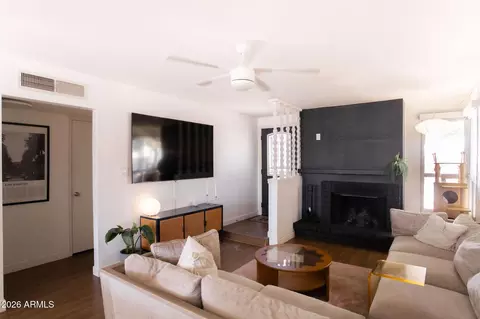 Living - 5324 N 3rd Ave, Phoenix, AZ 85013 photo 4 of 4