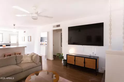 Living - 5324 N 3rd Ave, Phoenix, AZ 85013 photo 3 of 4