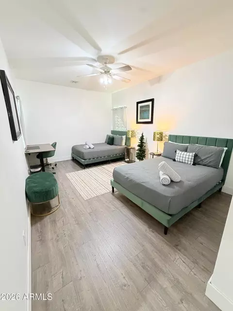 Bedroom - 1507 E Apollo Rd, Phoenix, AZ 85042 photo 2 of 3
