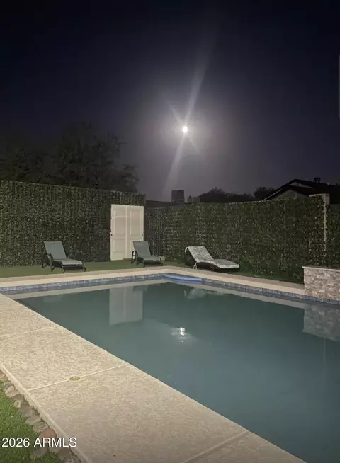 Exterior - 1507 E Apollo Rd, Phoenix, AZ 85042 photo 2 of 3