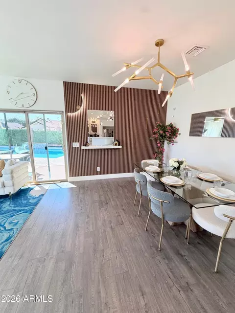 Dining - 1507 E Apollo Rd, Phoenix, AZ 85042 photo 2 of 2