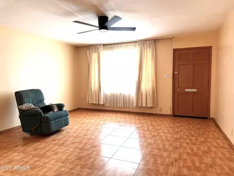 Living - 4450 W Weldon Ave, Phoenix, AZ 85031 photo 1 of 2
