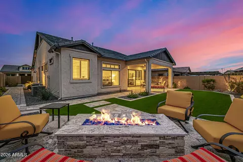 8132 E Jacaranda St, Mesa, AZ 85207