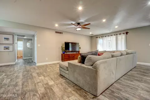 2749 E Sylvia St, Phoenix, AZ 85032 photo 16