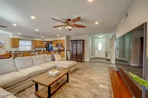 2749 E Sylvia St, Phoenix, AZ 85032 photo 9