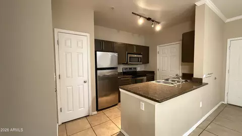 5345 E Van Buren St #111, Phoenix, AZ 85008