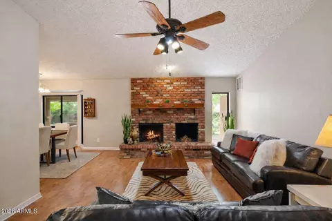 14242 N 9th St, Phoenix, AZ 85022