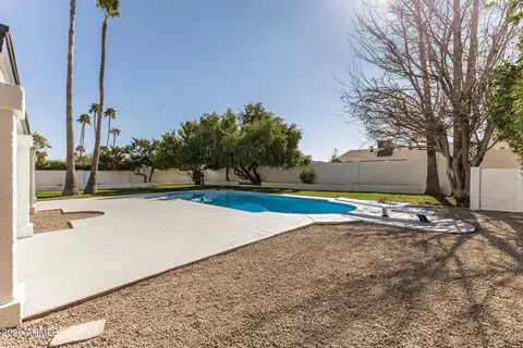 Exterior - 2655 E Cholla St, Phoenix, AZ 85028 photo 3 of 6