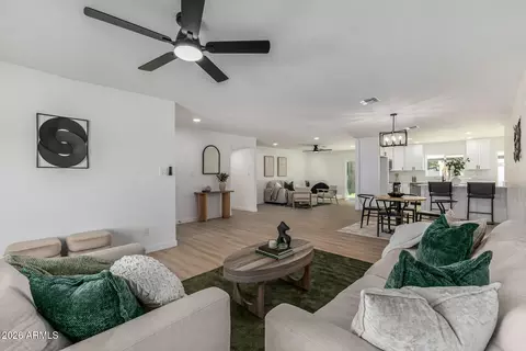 Living - 2655 E Cholla St, Phoenix, AZ 85028 photo 1 of 3