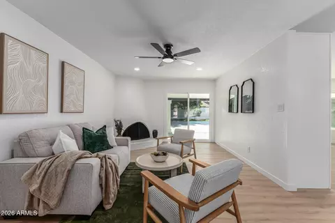 Living - 2655 E Cholla St, Phoenix, AZ 85028 photo 3 of 3