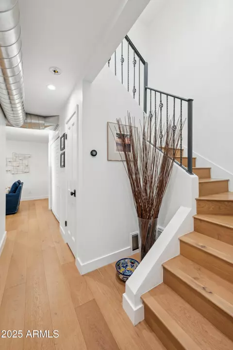 Entry Way - 8001 N 3rd Pl, Phoenix, AZ 85020 photo 3 of 3