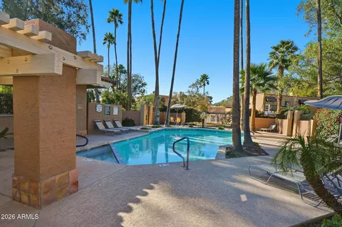 Exterior - 744 E North Ln #2, Phoenix, AZ 85020 photo 6 of 7