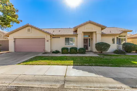 8919 W Acapulco Ln, Peoria, AZ 85381