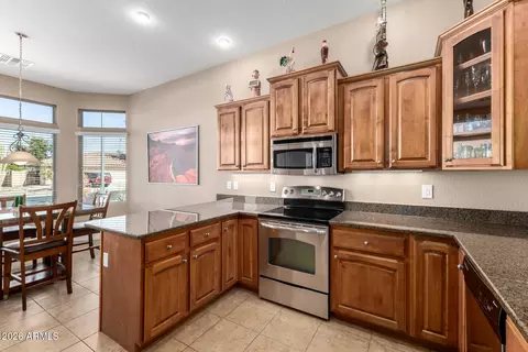 Kitchen - 10853 E Olla Ave, Mesa, AZ 85212 photo 1 of 4