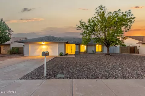 1734 W Banff Ln, Phoenix, AZ 85023