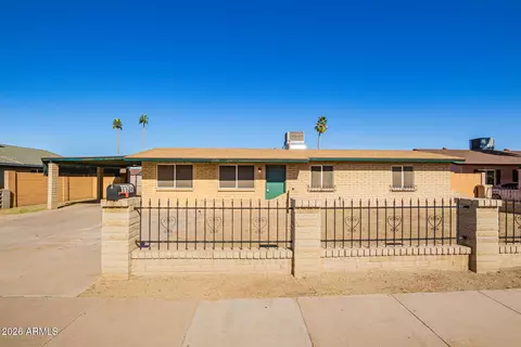 1136 E Caldwell St, Phoenix, AZ 85042