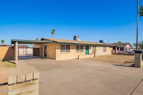 Exterior - 1136 E Caldwell St, Phoenix, AZ 85042 photo 2 of 4