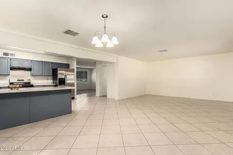 Living - 1136 E Caldwell St, Phoenix, AZ 85042 photo 7 of 7