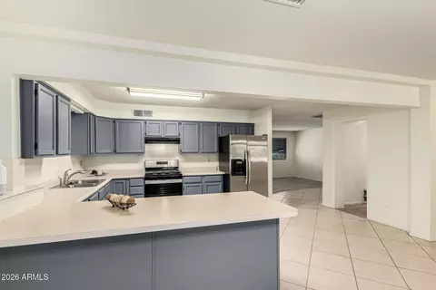Kitchen - 1136 E Caldwell St, Phoenix, AZ 85042 photo 3 of 3