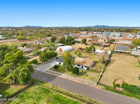 2858 E Redfield Rd, Gilbert, AZ 85234