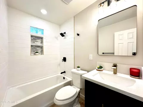 Bath - 524 S Saguaro Dr, Apache Junction, AZ 85120 photo 2 of 3