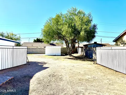 Exterior - 524 S Saguaro Dr, Apache Junction, AZ 85120 photo 6 of 7