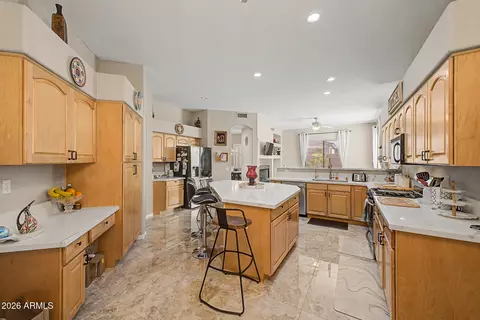 Kitchen - 755 E Orchid Ln, Gilbert, AZ 85296 photo 5 of 5
