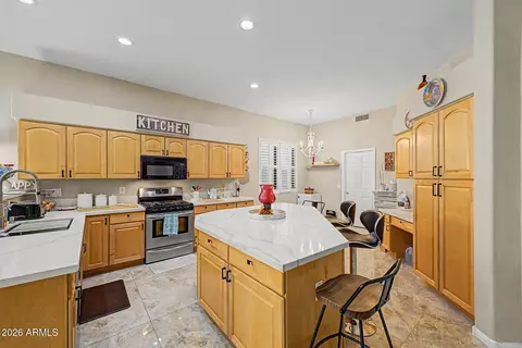 Kitchen - 755 E Orchid Ln, Gilbert, AZ 85296 photo 2 of 5