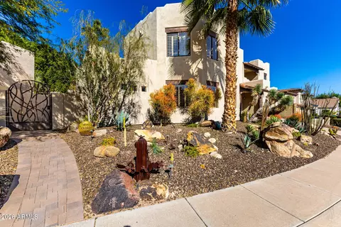 Exterior - 1732 E Gelding Dr, Phoenix, AZ 85022 photo 2 of 14