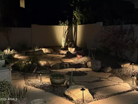 Exterior - 1732 E Gelding Dr, Phoenix, AZ 85022 photo 12 of 14