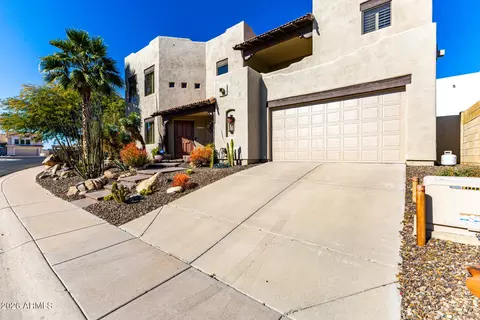 Exterior - 1732 E Gelding Dr, Phoenix, AZ 85022 photo 3 of 14