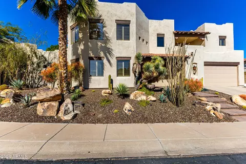 1732 E Gelding Dr, Phoenix, AZ 85022