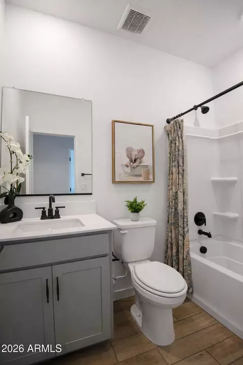 Bath - 28131 N 28th Ave, Phoenix, AZ 85085 photo 2 of 3