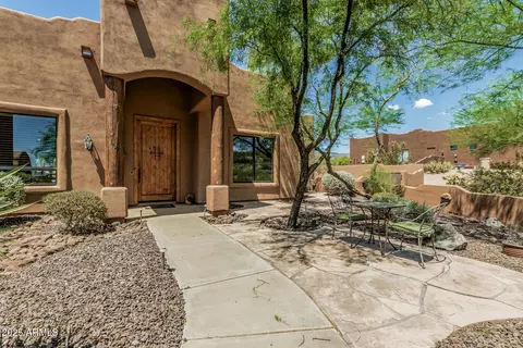 1434 E Venado Dr, New River, AZ 85087