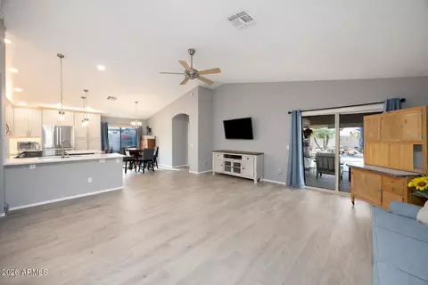 4110 S Dewdrop Ct, Gilbert, AZ 85297 photo 7