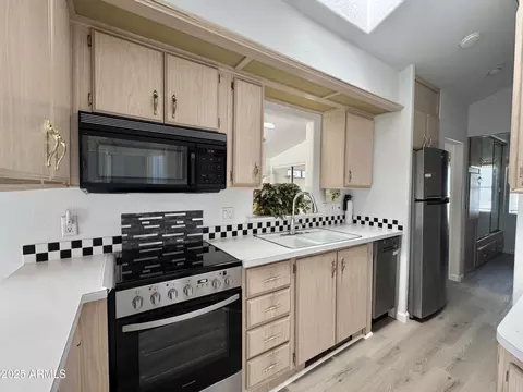 2358 S Pomo Ave, Apache Junction, AZ 85119 photo 5