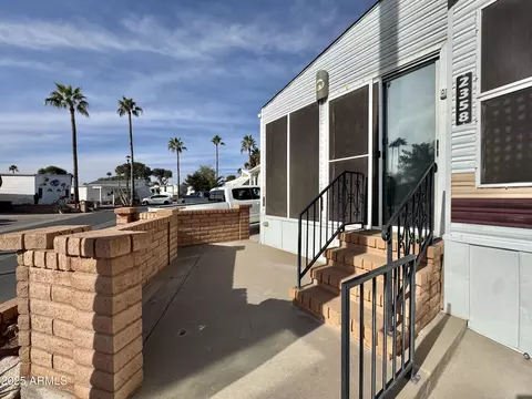 2358 S Pomo Ave, Apache Junction, AZ 85119 photo 3