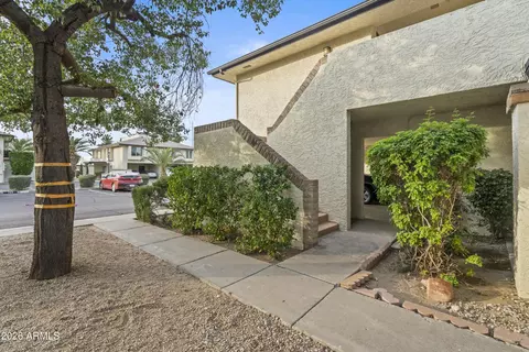 Exterior - 756 Eugie Ave, Phoenix, AZ 85022 photo 2 of 5